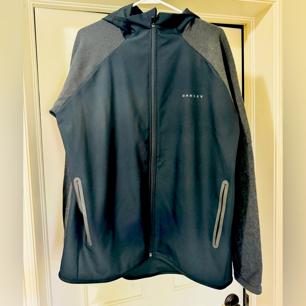 Oakley Jacket Men’s size XXL